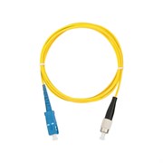 Переходной волоконно-оптический шнур NIKOMAX NMF-PC1S2C2-SCU-FCU-003